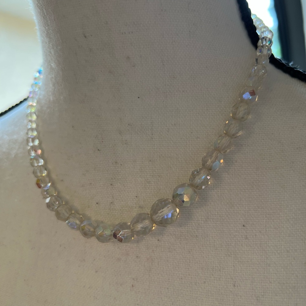 Elegant Crystal Beaded Necklace